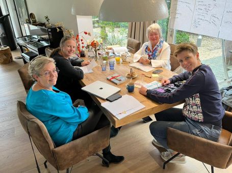 Team AM Kwadraat: VLNR Lianka Vermeulen, Judith van Bilsen, Annelies Meijers, Jolande van Straaten
